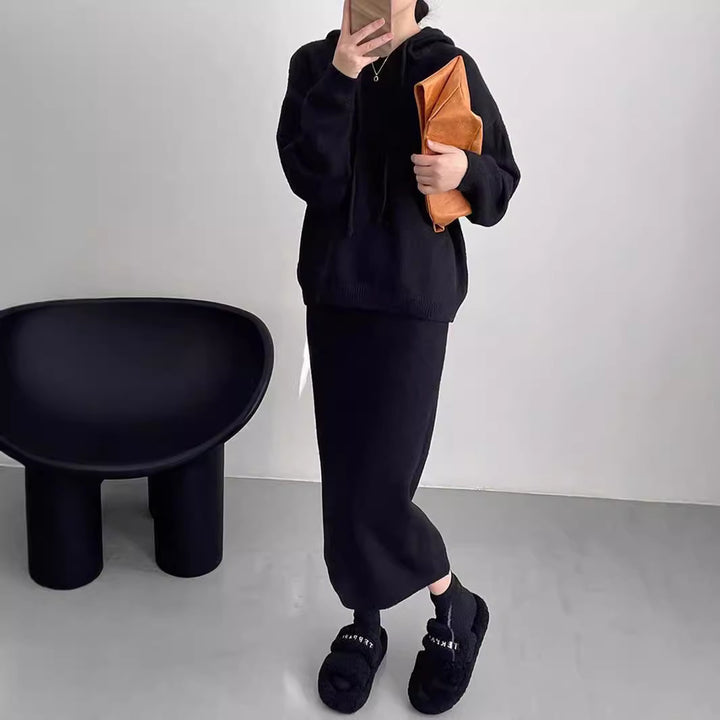 Damers Oversized Stickad tröja med harmonisk silhuett och avslappnad karaktär Mirla-Eva Jonsson