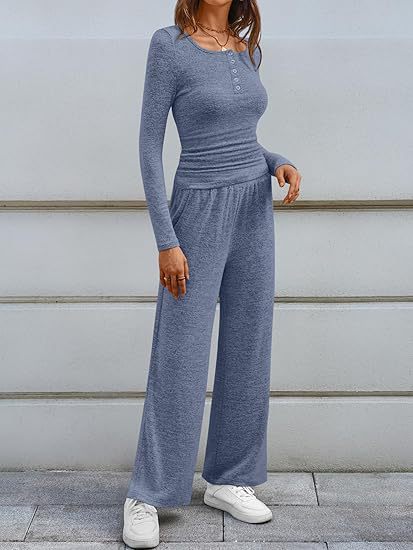 Damers loungewear-set med långärmad topp och vid byxa Mirla-Eva Jonsson