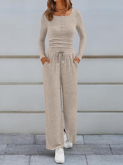 Damers loungewear-set med långärmad topp och vid byxa Mirla-Eva Jonsson