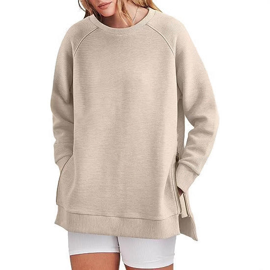 Damers modernt sweatshirt med sidodragkedjor Mirla-Eva Jonsson