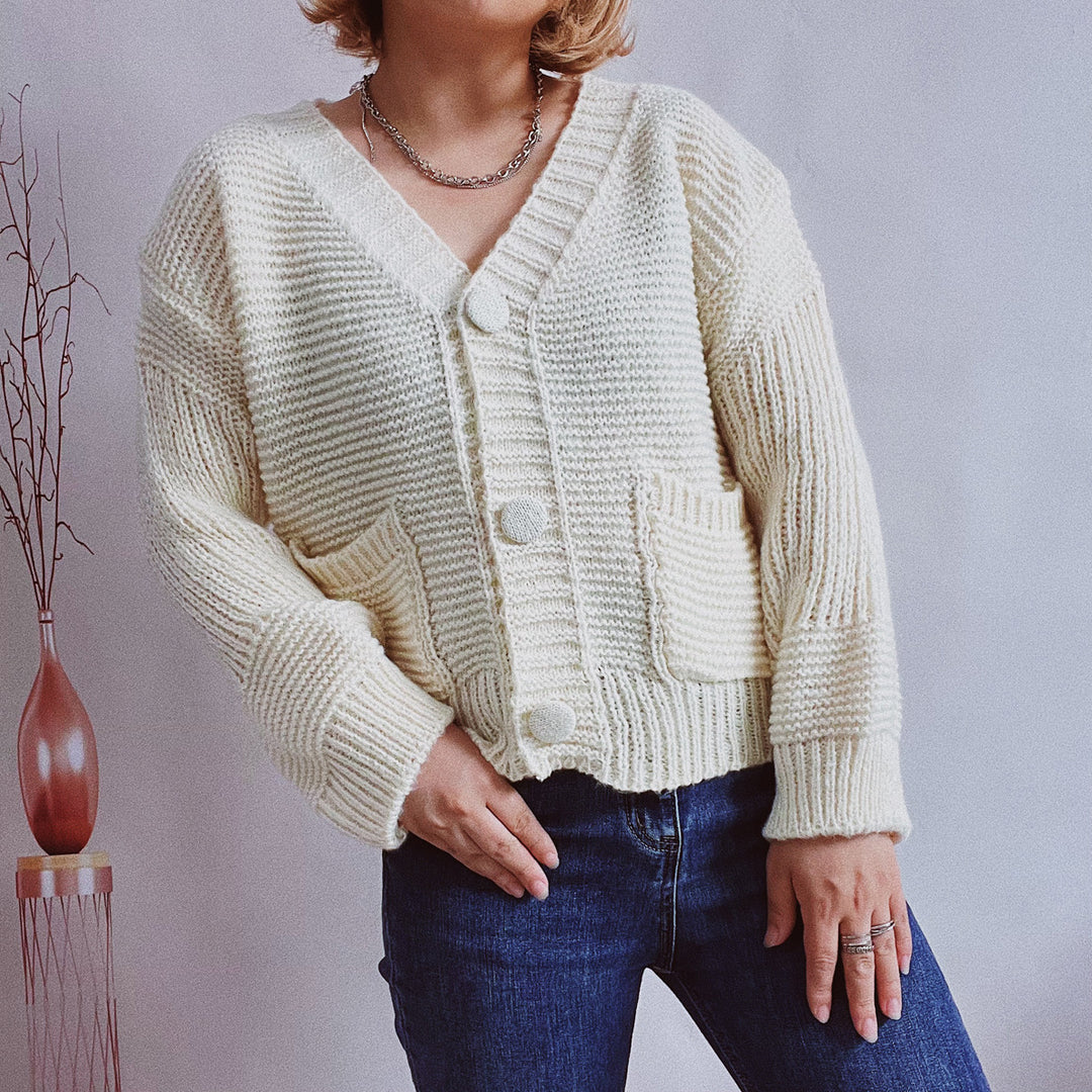 Damers mysiga cardigan med V-hals och fickor Mirla-Eva Jonsson
