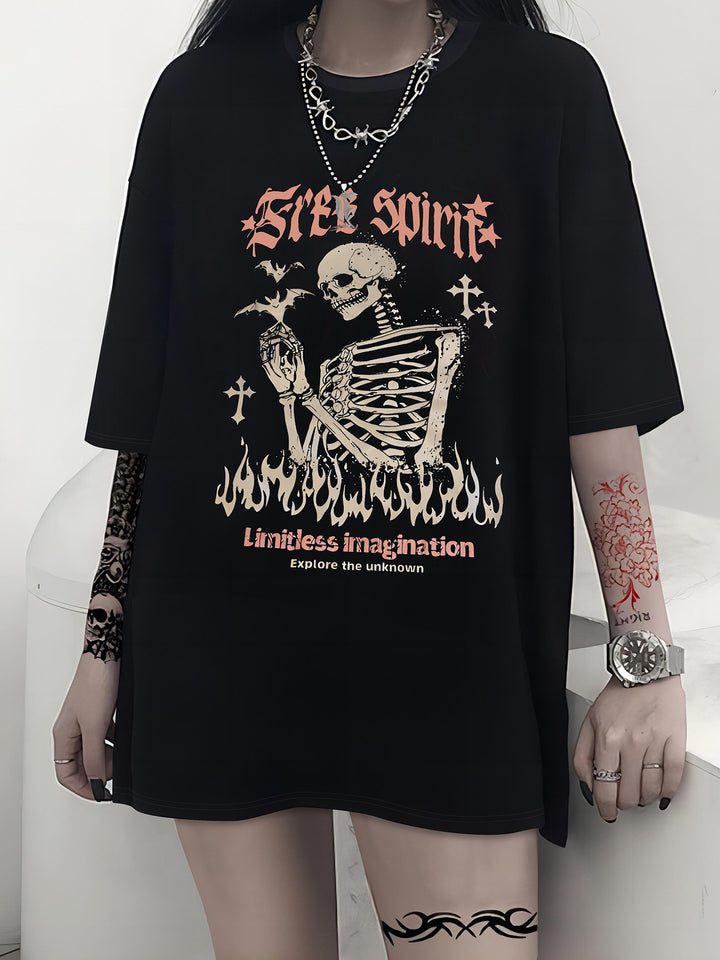 Dames T-shirt met artistiek skelettemotief en unieke druk Mirla-Eva Jonsson