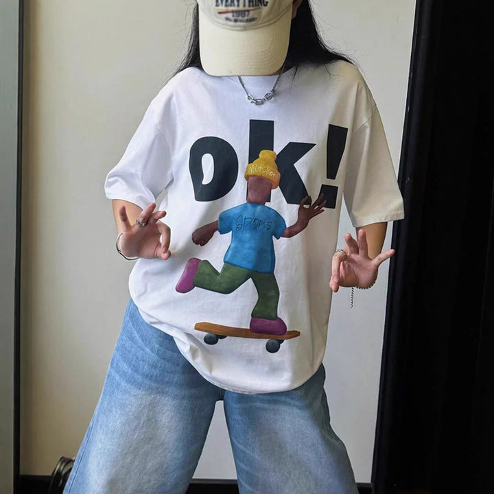Dames T-shirt met artistiek skelettemotief en unieke druk Mirla-Eva Jonsson