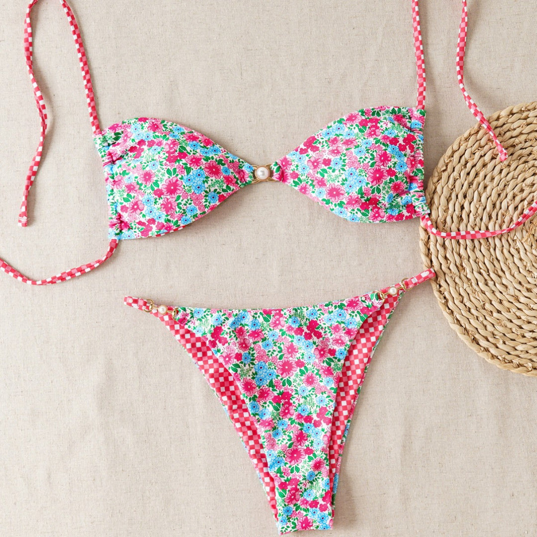 Dames bikini set med raffinerat leopardmönster och eleganta pärldetaljer Mirla-Eva Jonsson