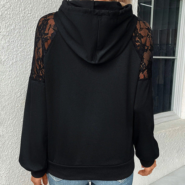 Dames hoodie sweatshirt med eleganta spetsärmar och avslappnad passform Mirla-Eva Jonsson