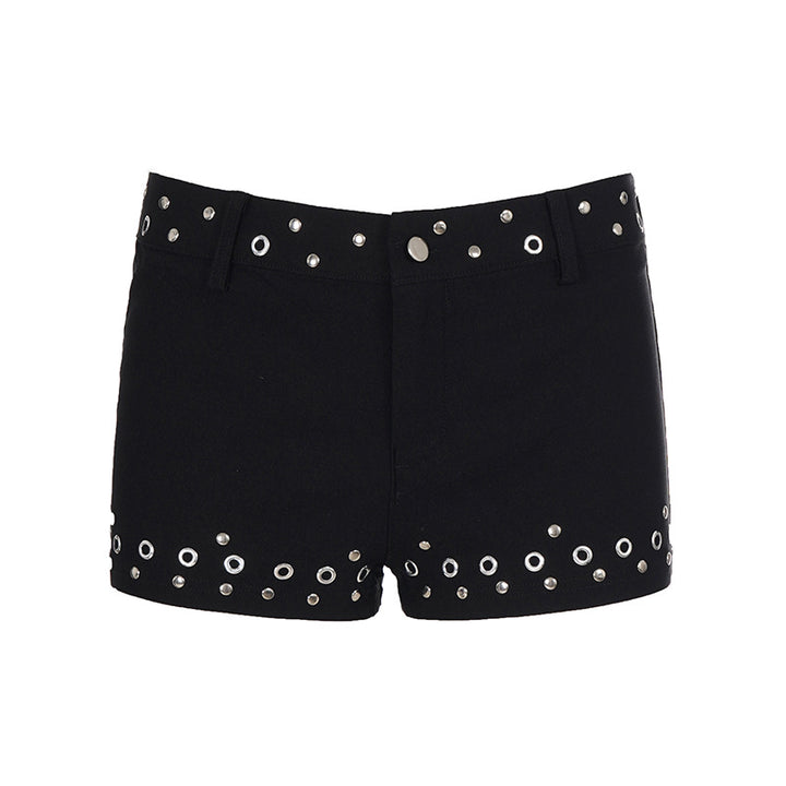 Dames korte broek in urban stijl met metalen studs applicaties Mirla-Eva Jonsson