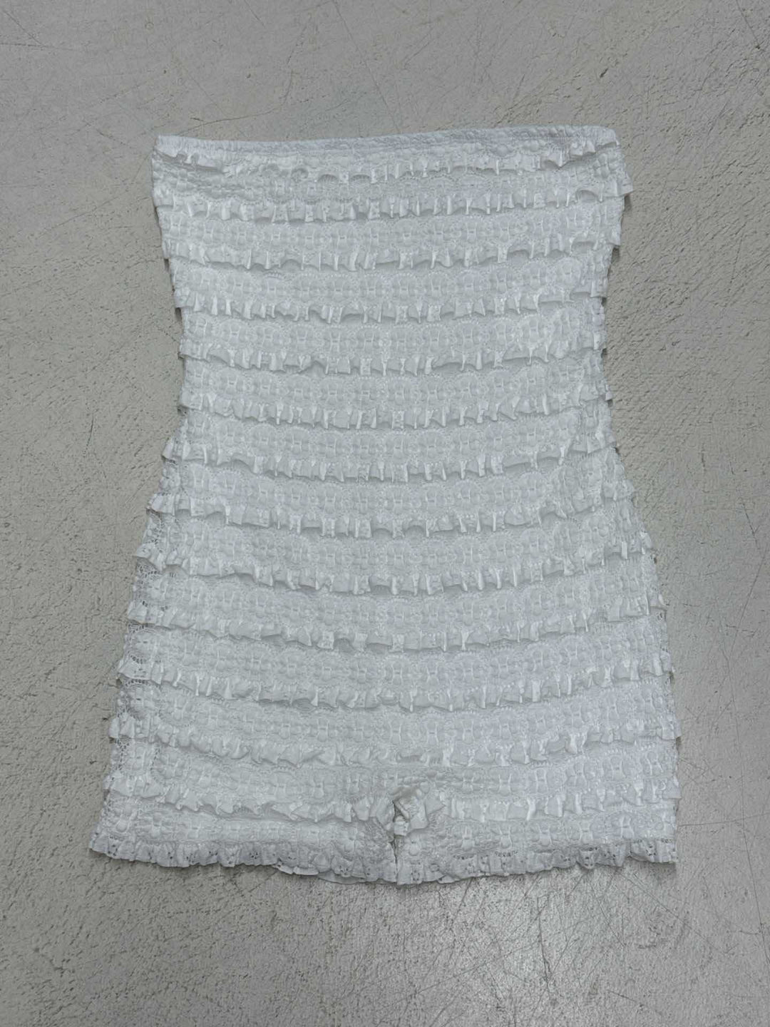 Dames top met ruffles en elastisch ontwerp Mirla-Eva Jonsson