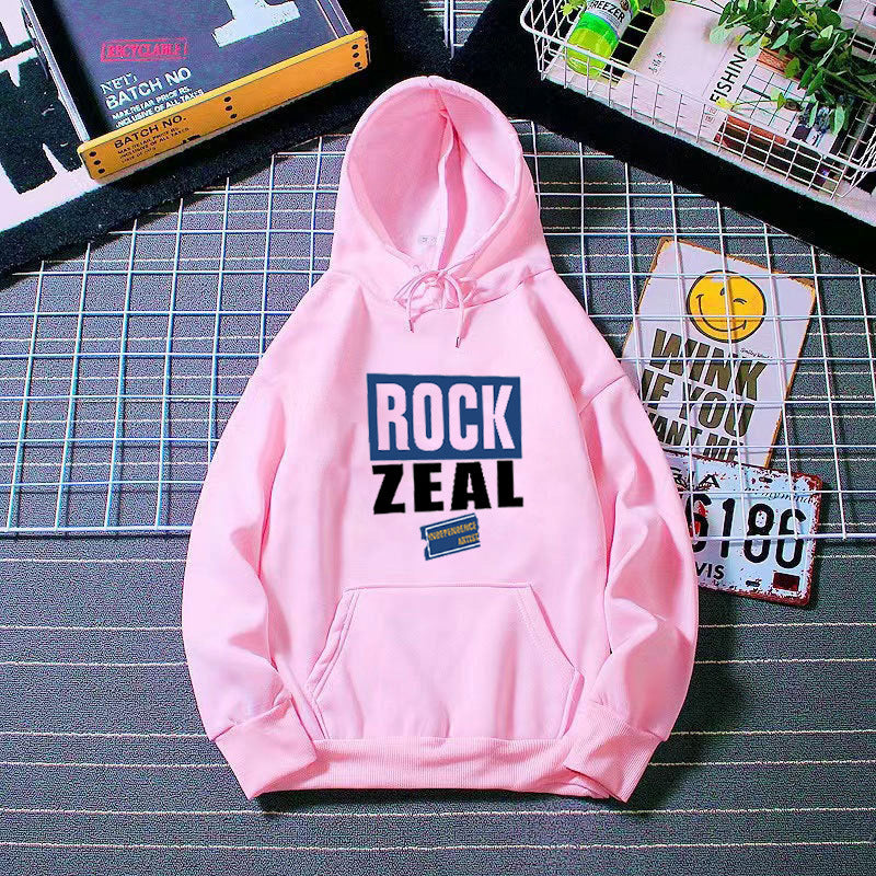 Damhoodie med avslappnad grafisk design Mirla-Eva Jonsson