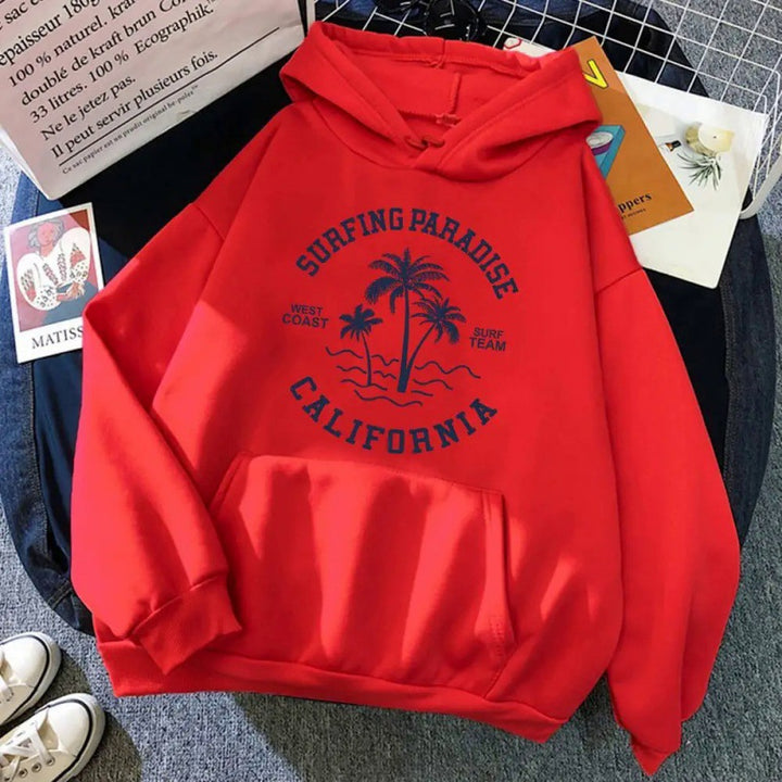 Damhoodie med avslappnad surfdesign och högkvalitativ bomullsblandning Mirla-Eva Jonsson