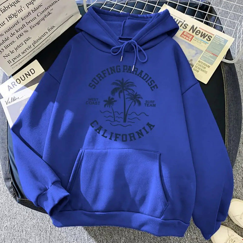 Damhoodie med avslappnad surfdesign och högkvalitativ bomullsblandning Mirla-Eva Jonsson