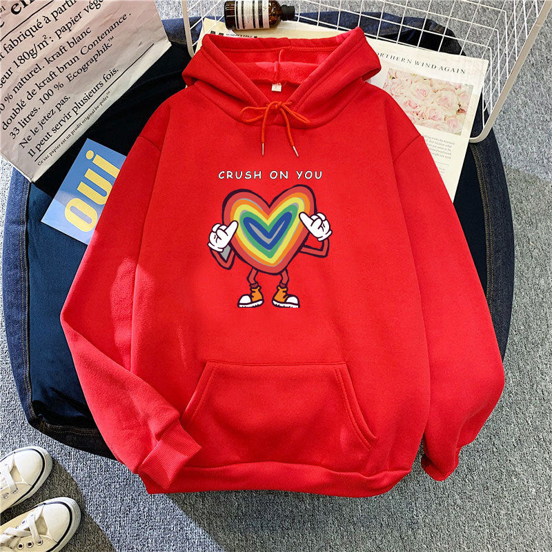Damhoodie med färgglad hjärtdesign Mirla-Eva Jonsson