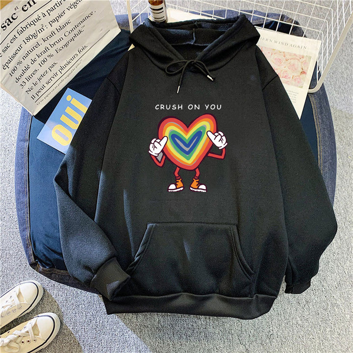 Damhoodie med färgglad hjärtdesign Mirla-Eva Jonsson