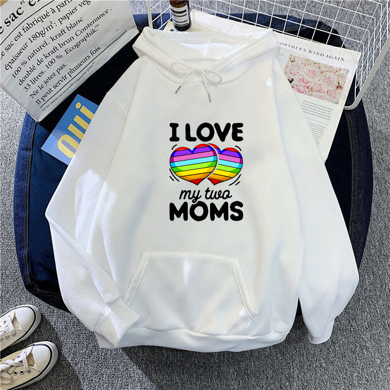 Damhoodie med färgglad hjärtdesign Mirla-Eva Jonsson
