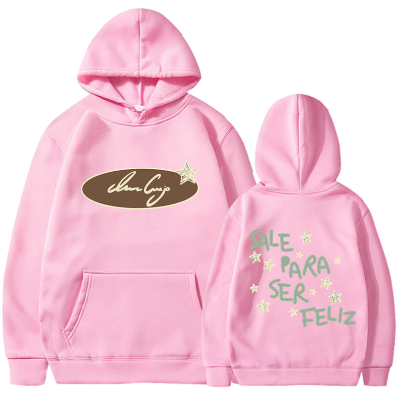 Damhoodie med kreativ text och iögonfallande design Mirla-Eva Jonsson