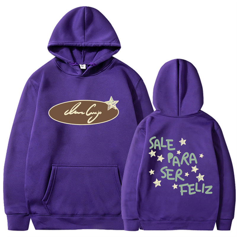 Damhoodie med kreativ text och iögonfallande design Mirla-Eva Jonsson