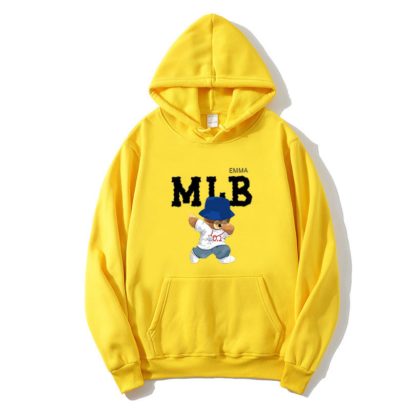 Damhoodie med kreativt djur- och bokstavsdesign Mirla-Eva Jonsson