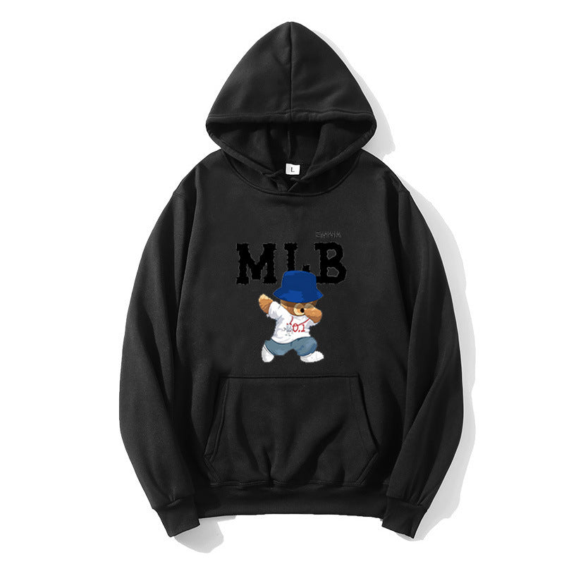 Damhoodie med kreativt djur- och bokstavsdesign Mirla-Eva Jonsson