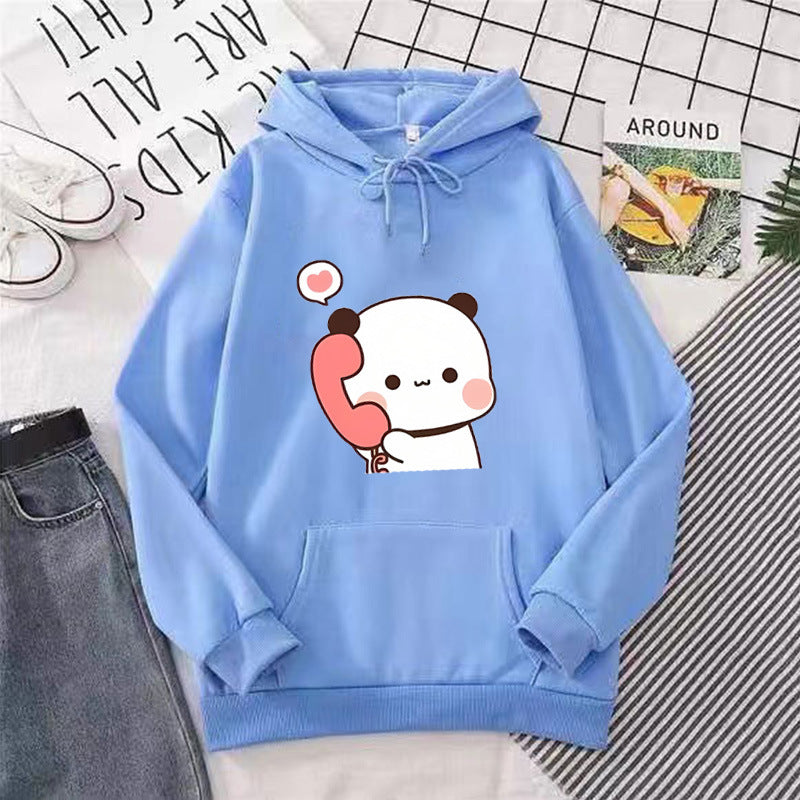 Damhoodie med lekfull design av panda Mirla-Eva Jonsson