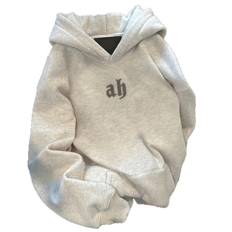 Damhoodie med modern text Mirla-Eva Jonsson