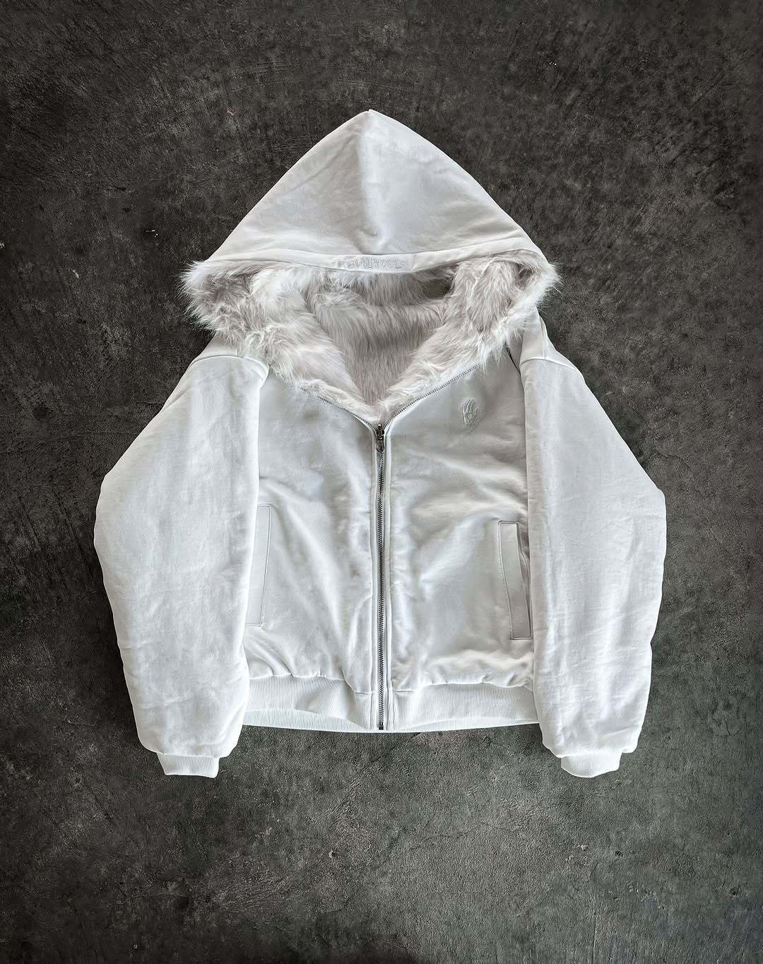 Damhoodie med mysigt foder och modern passform Eva Jonsson-Eva Jonsson
