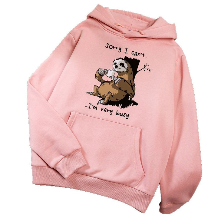 Damhoodie med söt djurmotiv och lekfull slogan Mirla-Eva Jonsson