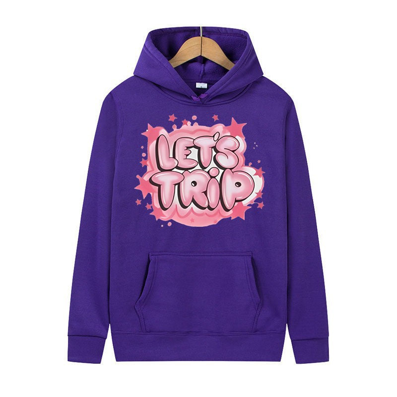 Damhoodie med stiligt graffit tryck och bekväm passform Mirla-Eva Jonsson
