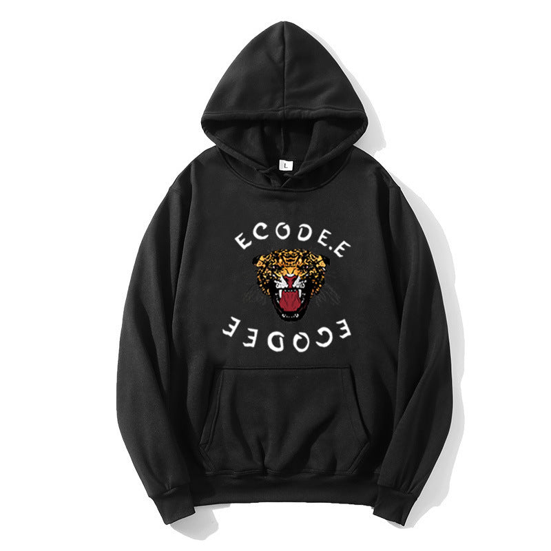 Damhoodie med tigerliknande grafisk design Mirla-Eva Jonsson