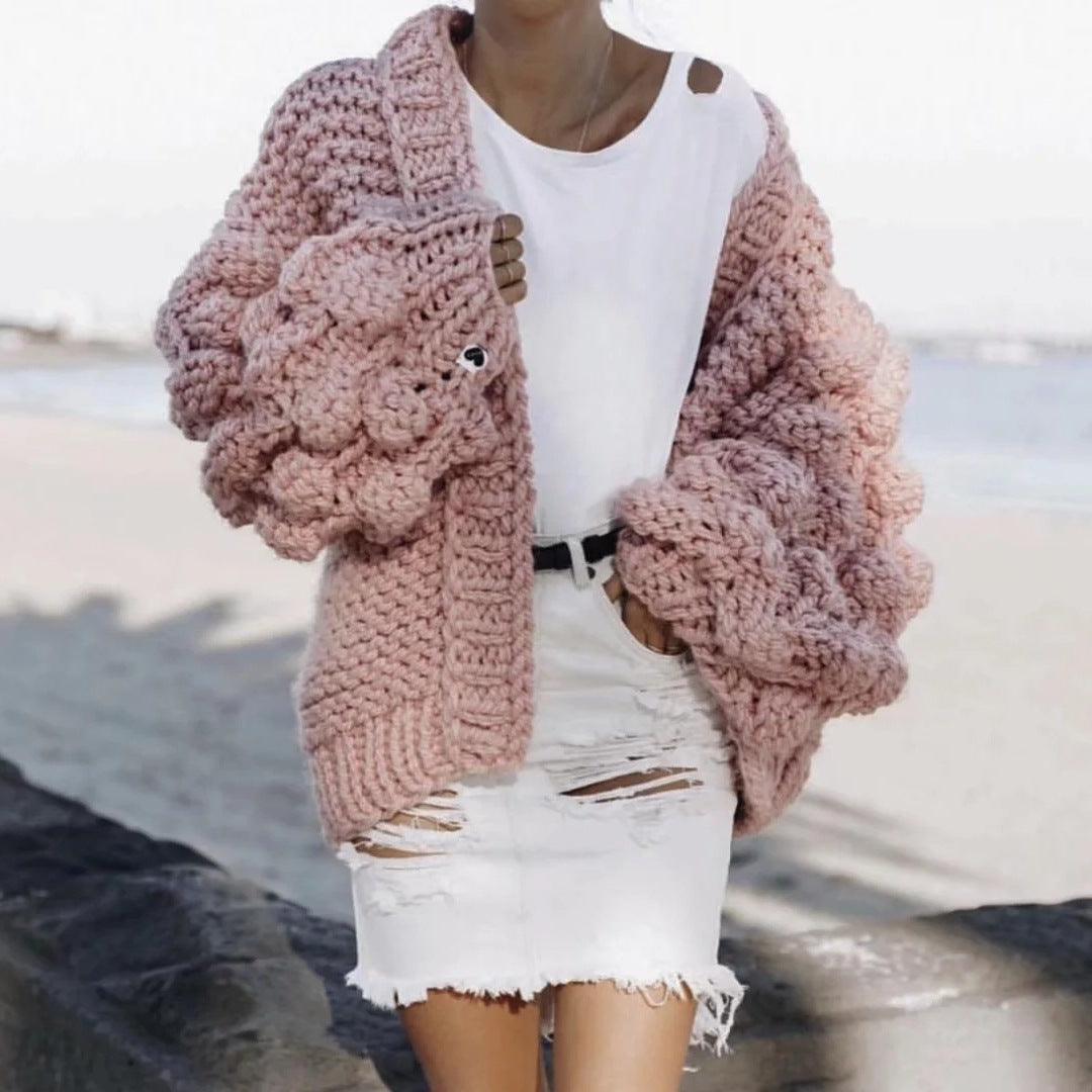 Damig grovstickad oversized cardigan med voluminösa ärmar Mirla-Eva Jonsson