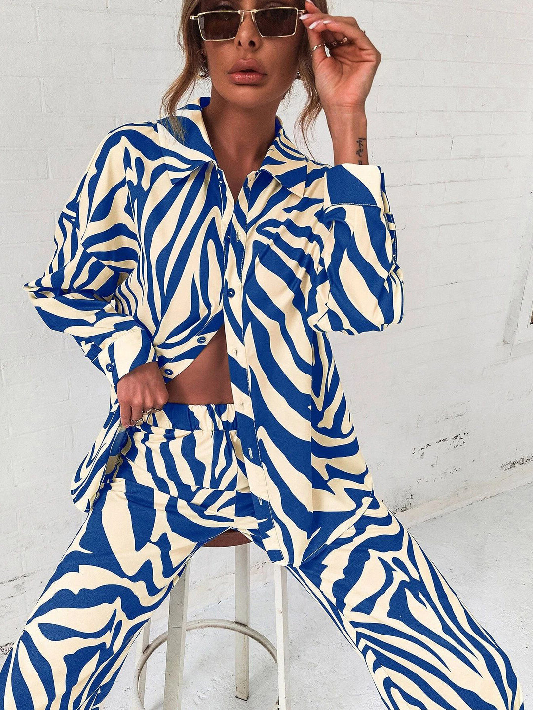 Damin Pyjamas Set med modern geometrisk mönster Mirla-Eva Jonsson