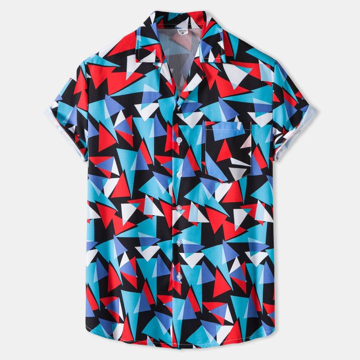 Daming kortärmad skjorta med modern geometrisk design och bröstficka Mirla-Eva Jonsson