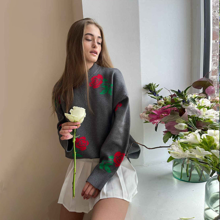 Daminstickad tröja med blommönster Mirla-Eva Jonsson