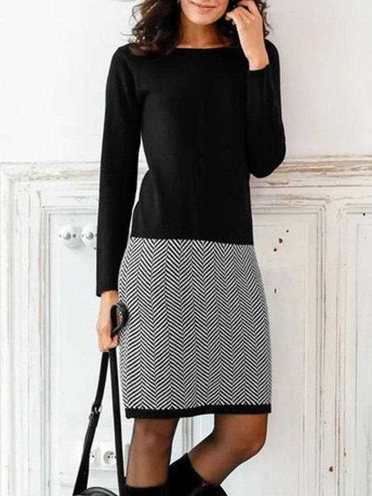 Damissa stickklänning med elegant chevron-mönster Eva Jonsson-Eva Jonsson
