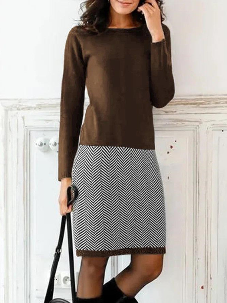 Damissa stickklänning med elegant chevron-mönster Eva Jonsson-Eva Jonsson