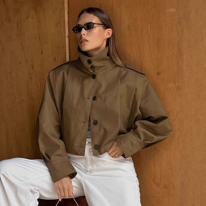 Damkappa Oversized Utility med strukturerad design och praktiska fickor Mirla-Eva Jonsson