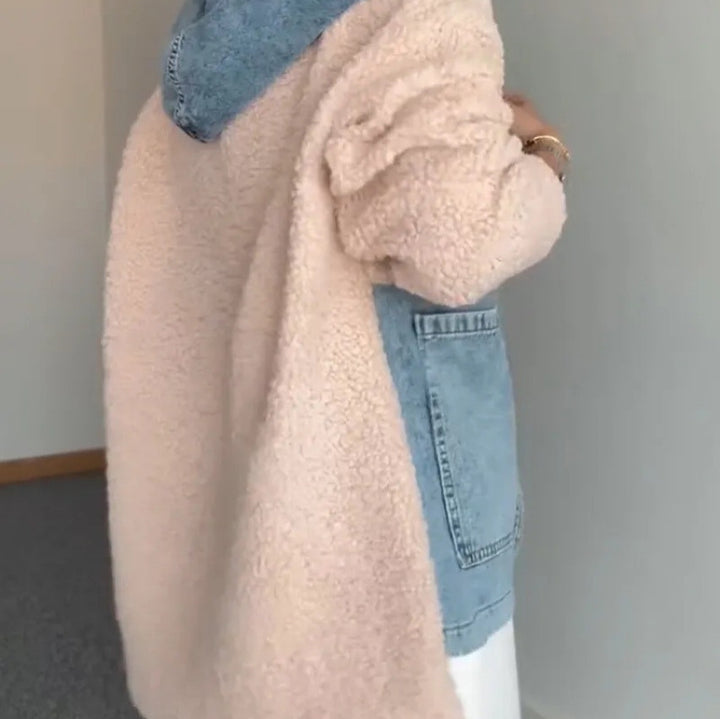 Damkuschlig teddyjacka med dragkedja och huva Eva Jonsson-Eva Jonsson