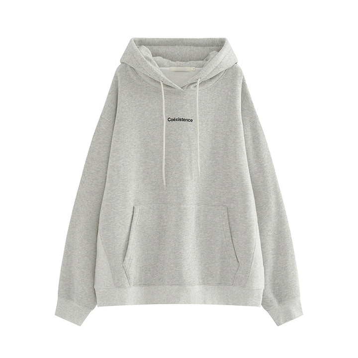 Damm hoodie med en avslappnad passform och praktisk kängurufickdesign-Eva Jonsson