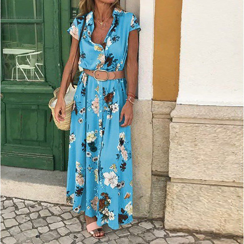 Dammars Maxiklänning med blommönster och elegant midjebälte Mirla-Eva Jonsson