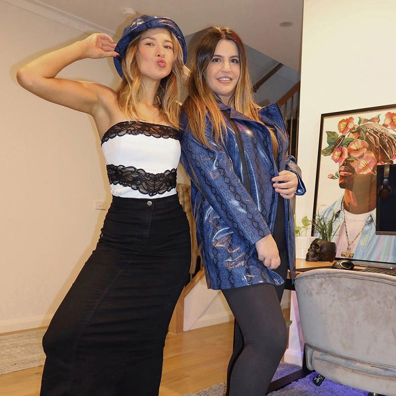 Dammens bandeau-top med elegant spetsdetalj och figursmickrande passform Mirla-Eva Jonsson