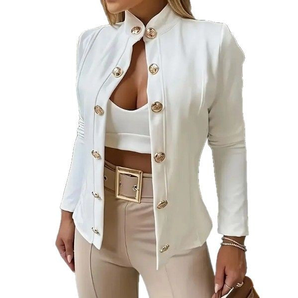 Dammens elegant Couture-jacka med smyckeknappar och figursydd design Mirla-Eva Jonsson
