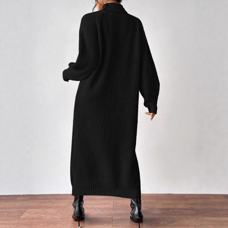 Dammode stickad klänning med hög krage och lös passform Mirla-Eva Jonsson