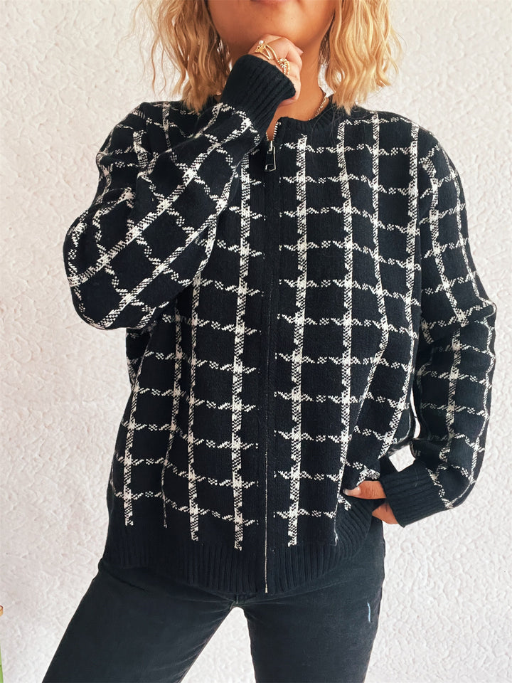 Dammtröja med modernt rutmönster och praktiska fickor Mirla-Eva Jonsson