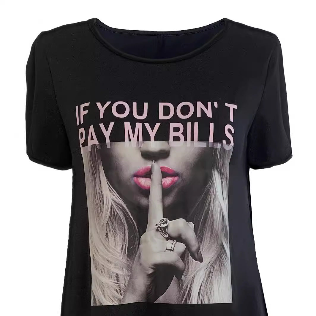 Damoversize T-shirt-klänning med grafiskt tryck och praktiska fickor Mirla-Eva Jonsson