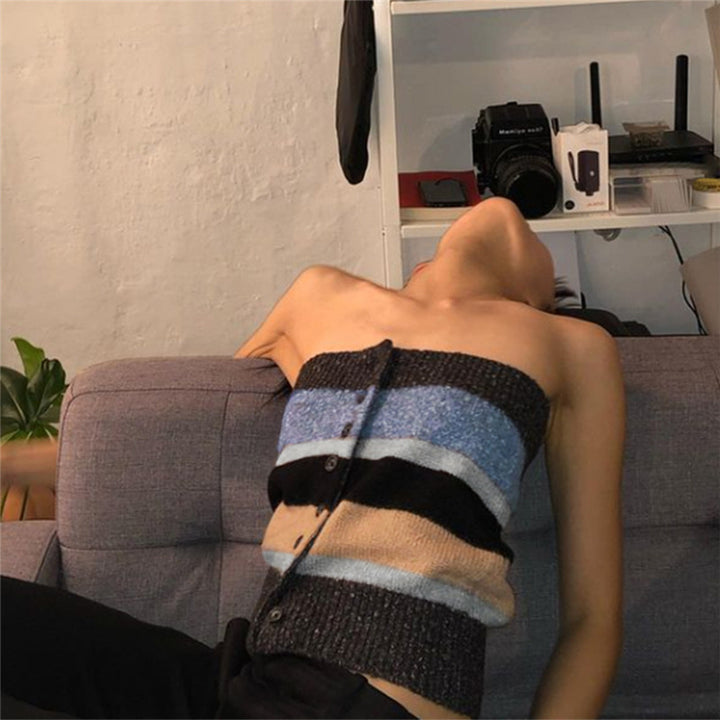 Dams Bandeau-top med färgglada ränder och dekorativa knappar Mirla-Eva Jonsson