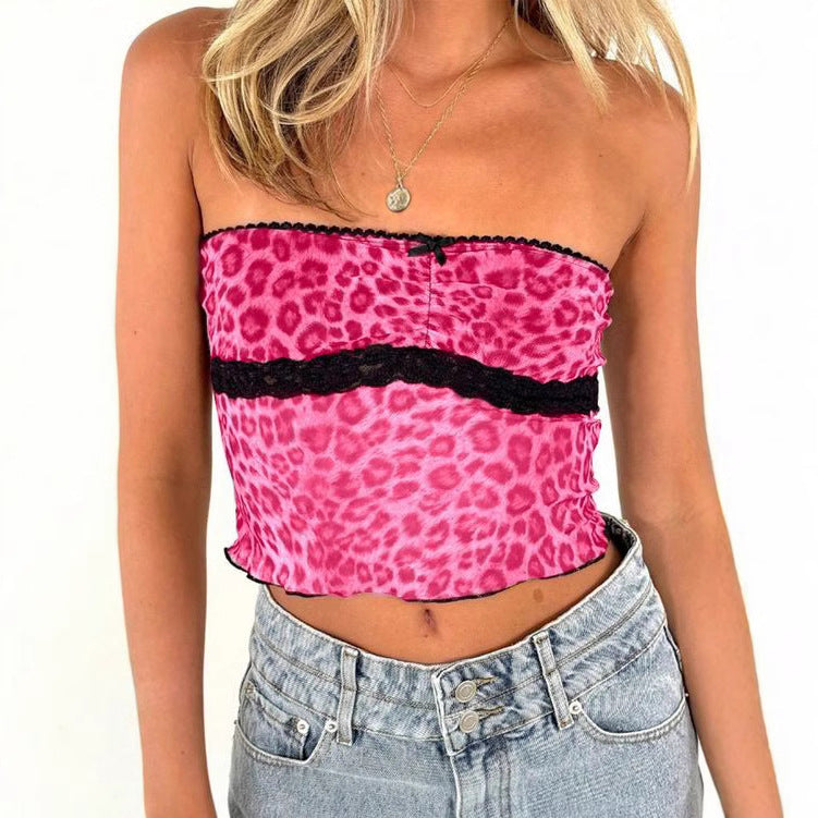 Dams Bandeau-top med trendigt leopardmönster och ömt spetskant Mirla-Eva Jonsson