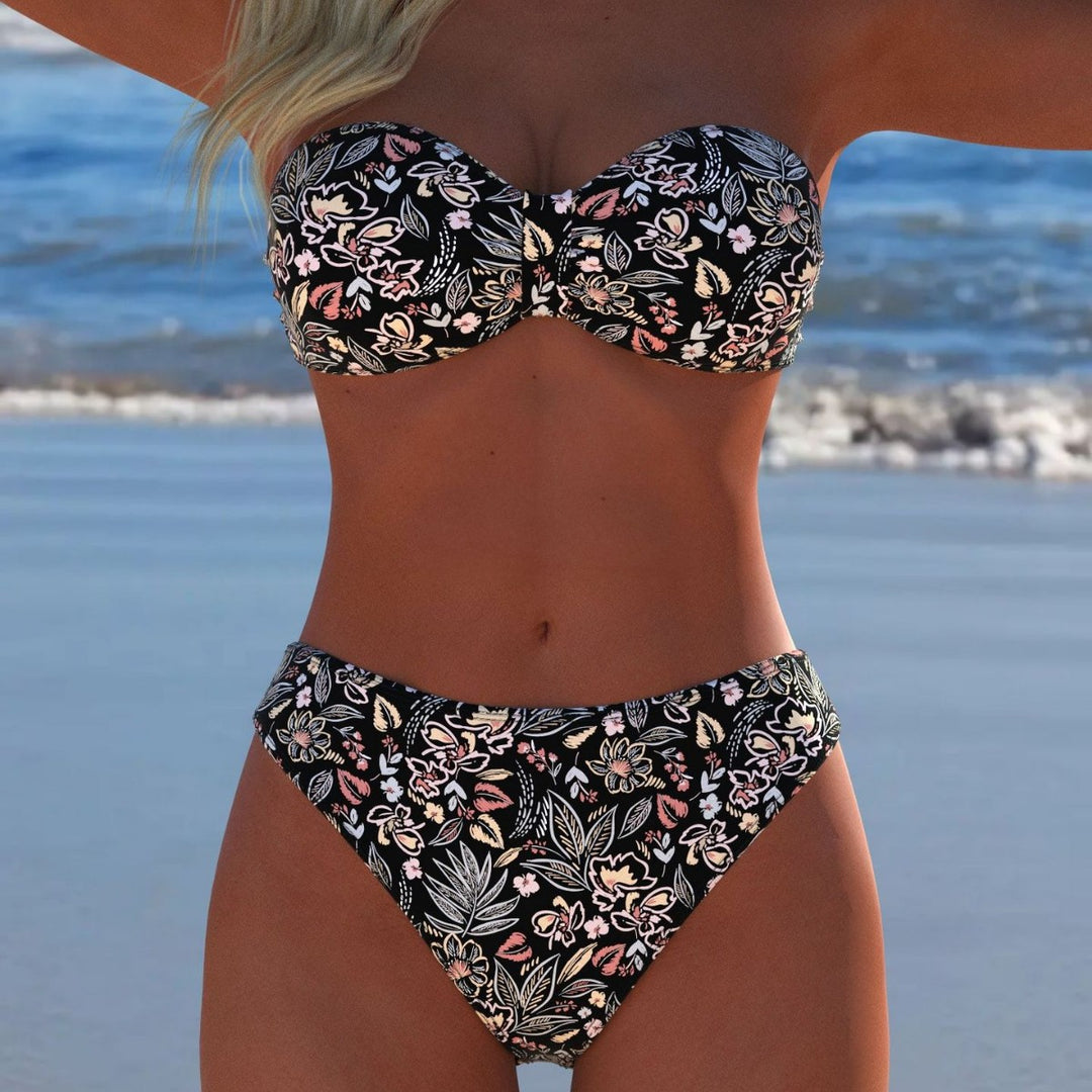 Dams Bikini-set med elegant Strapless-overdel och hög midjeband Mirla-Eva Jonsson