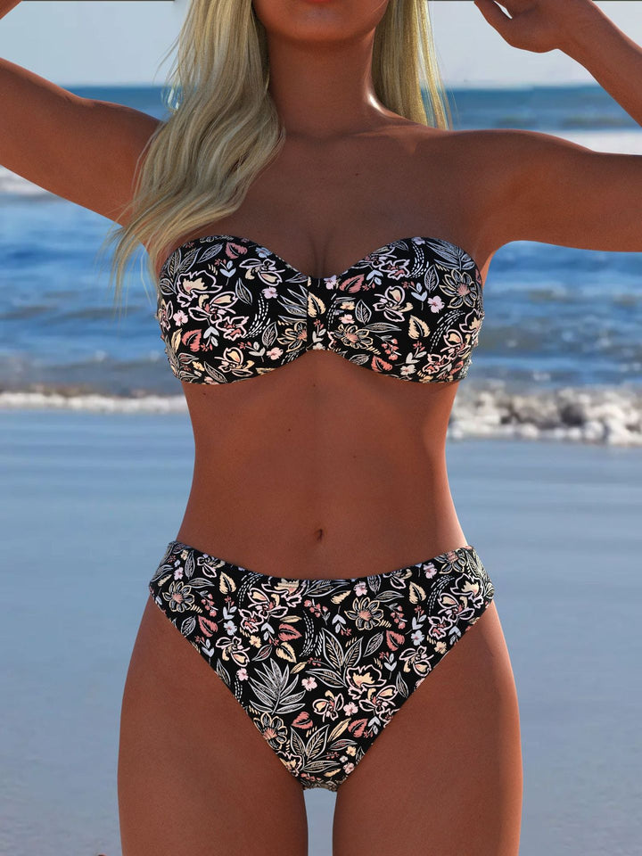 Dams Bikini-set med elegant Strapless-overdel och hög midjeband Mirla-Eva Jonsson