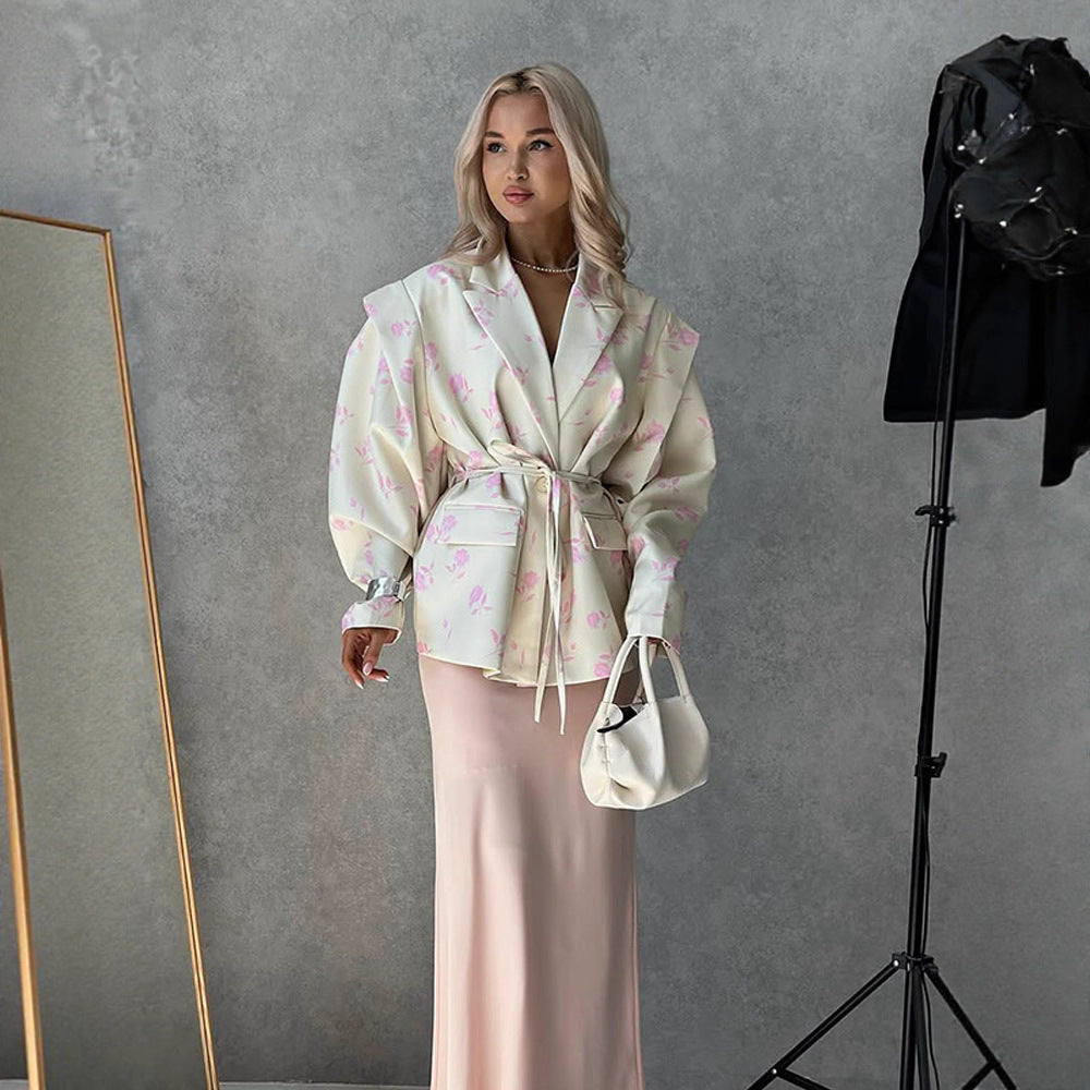 Dams Elegant flätad blazer med midjeband Mirla-Eva Jonsson