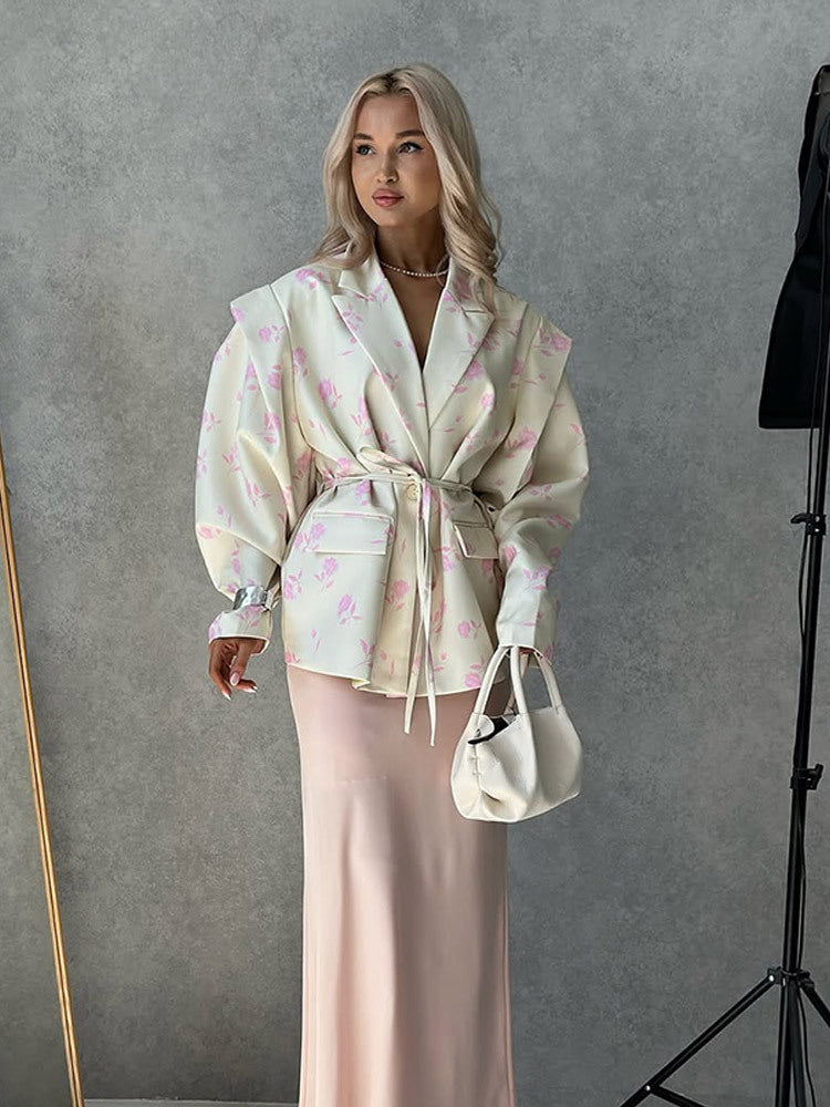 Dams Elegant flätad blazer med midjeband Mirla-Eva Jonsson