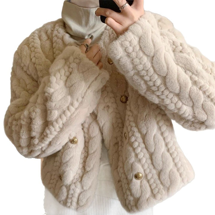 Dams Fluffy Cardigan med guldknappdetaljer Mirla-Eva Jonsson