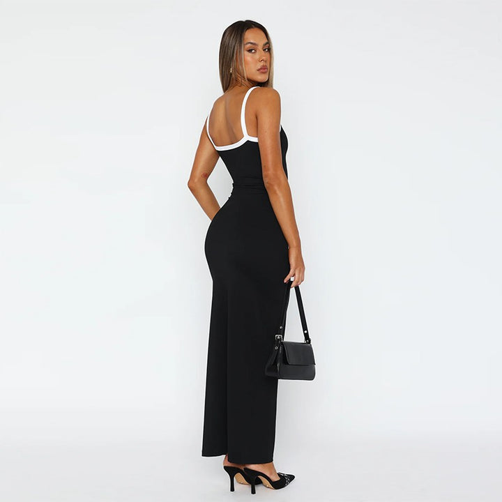 Dams Long sleeve maxi dress with elegant neckline and figure-hugging fit Mirla-Eva Jonsson